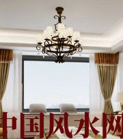 资阳卧室镜面吊顶影响夫妻财运？